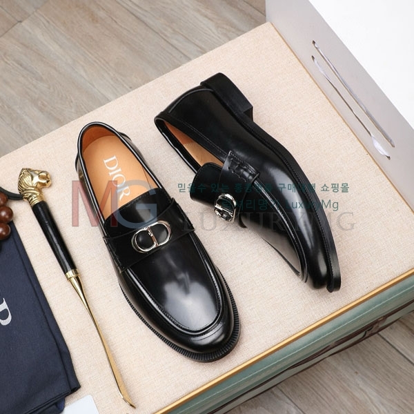   屸 DR066025-8