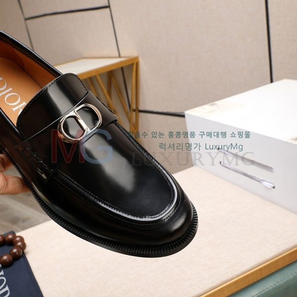   屸 DR066025-8