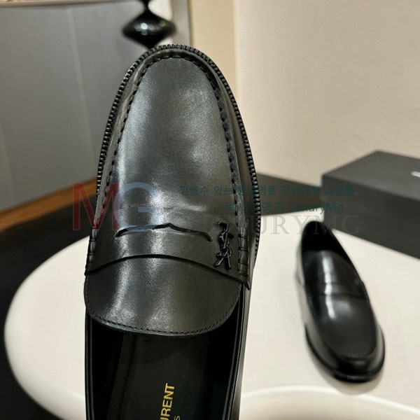 ζ   YSL56033-2