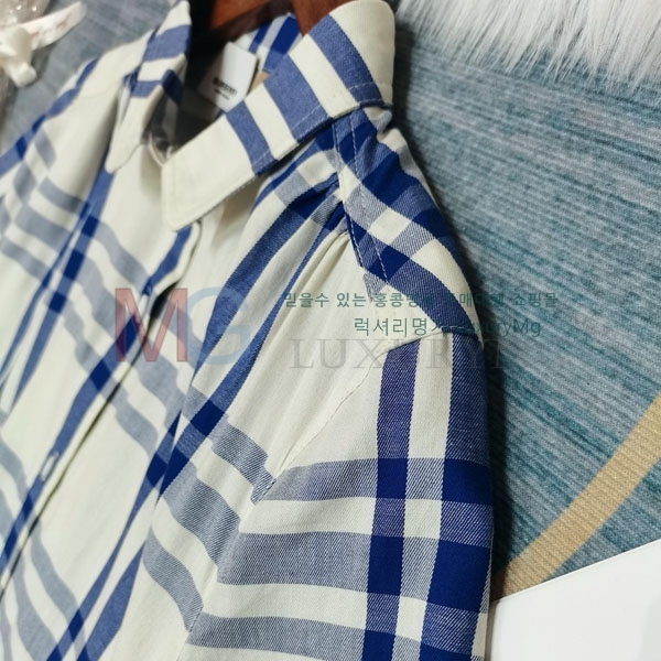   ǽ BU463877-2
