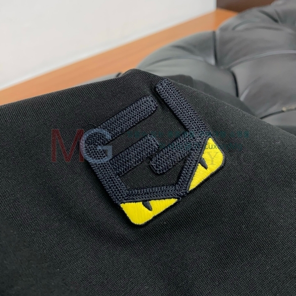   Ƽ P609561-1