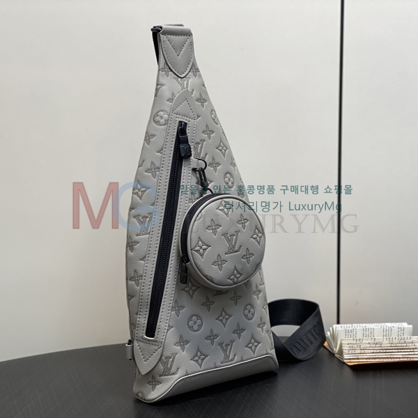 ̺   M14916