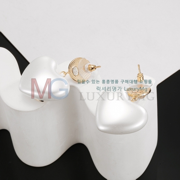* Ͱ CH80667-1