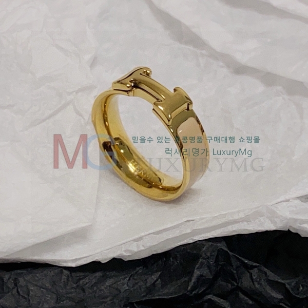 ޽  HE1026375-2