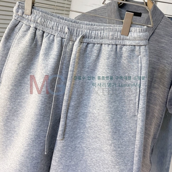   ݹ G00478832-1