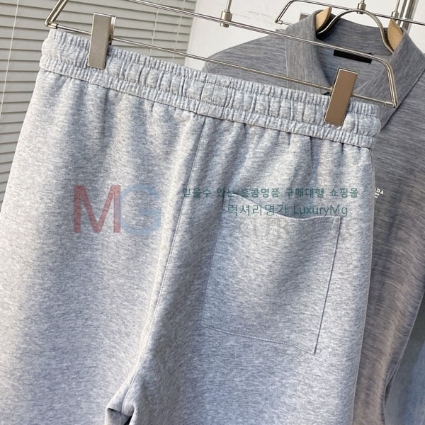   ݹ G00478832-1