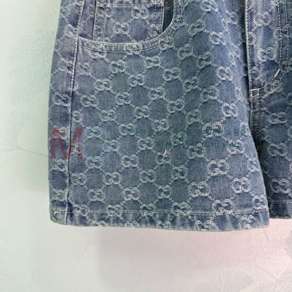    GU3215866