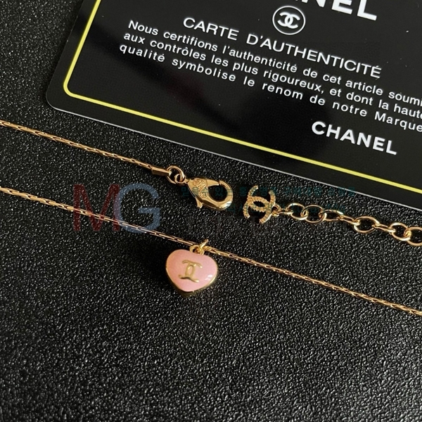 *  CH8066637