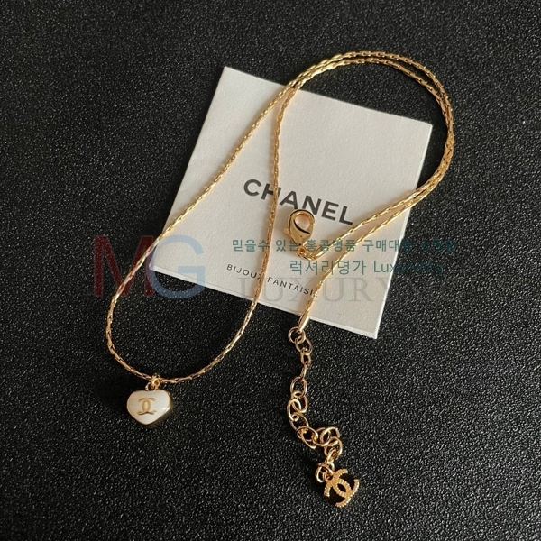*  CH8066637