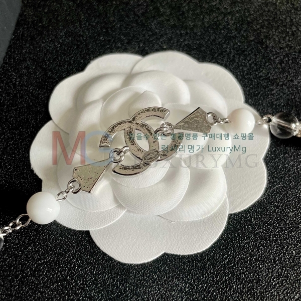 *  CH8066804
