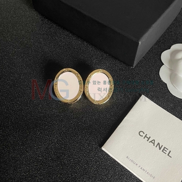 * Ͱ CH8066806