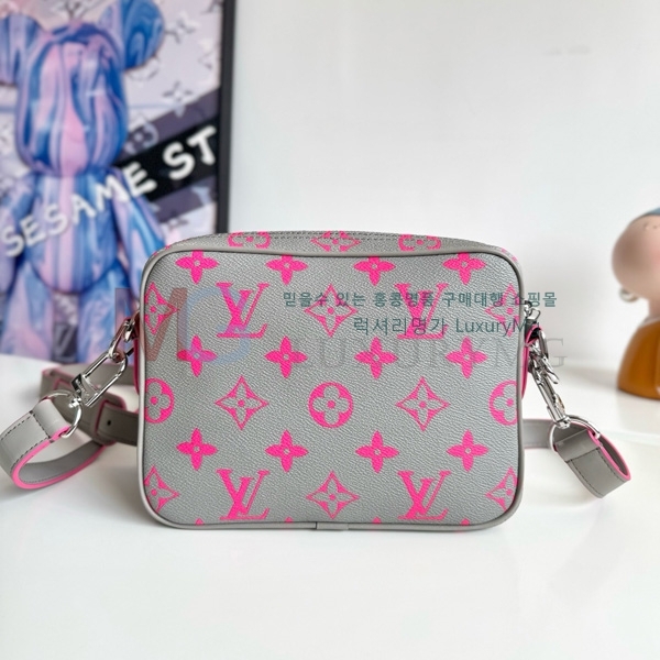 ̺  Nil  M15024-