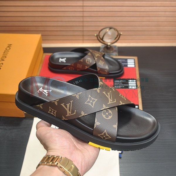 ̺   LV241118