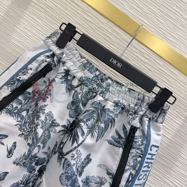    DR49780
