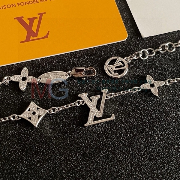 ̺  LV903124
