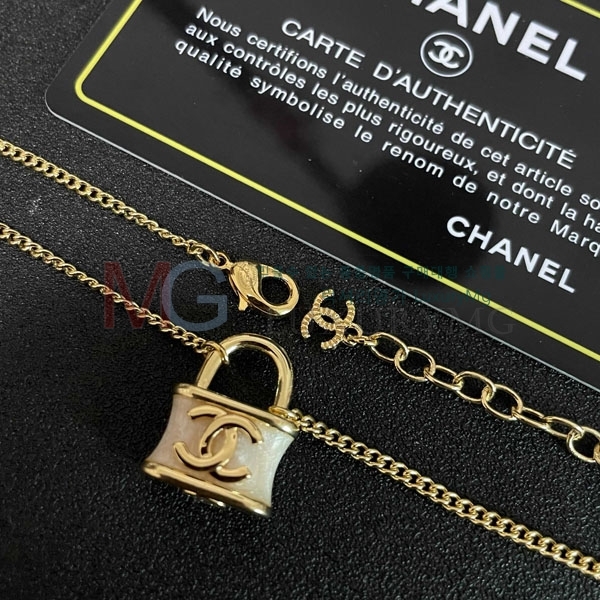 *  CH8066781