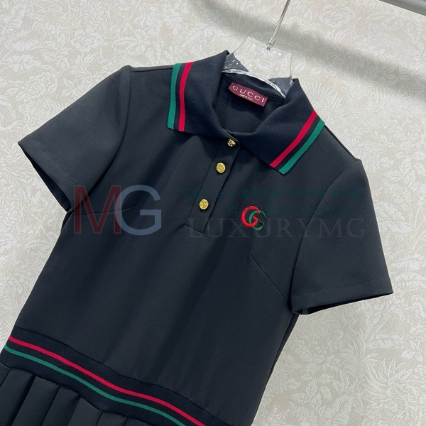   ǽ D25253657-1