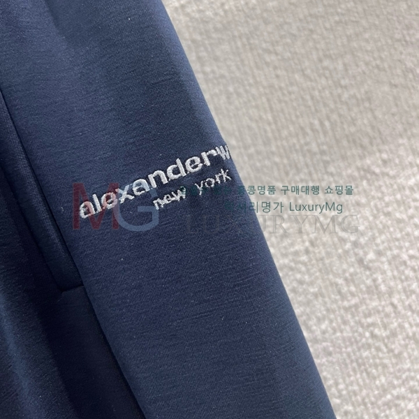  ˷  AW25536-2