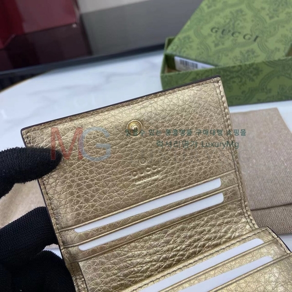  GG  ī ̽  ‎658610-2