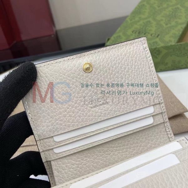  GG  ī ̽  ‎658610-1