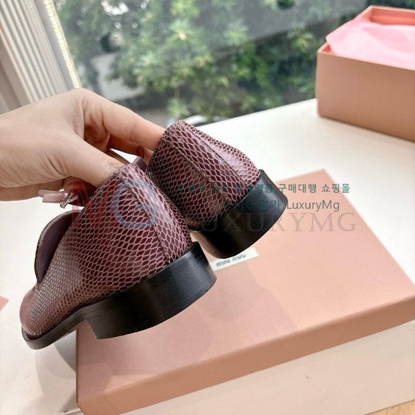  ̿̿  MIU66071-3