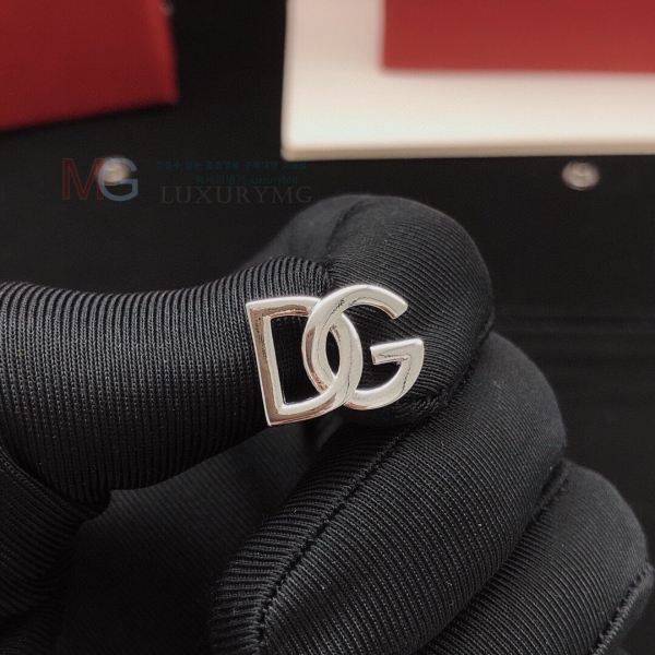 üذٳ Ͱ DG231035-1