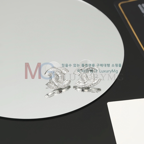 * Ͱ CH80668-7