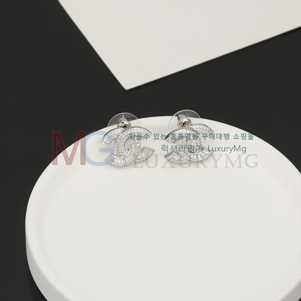 * Ͱ CH80668-7