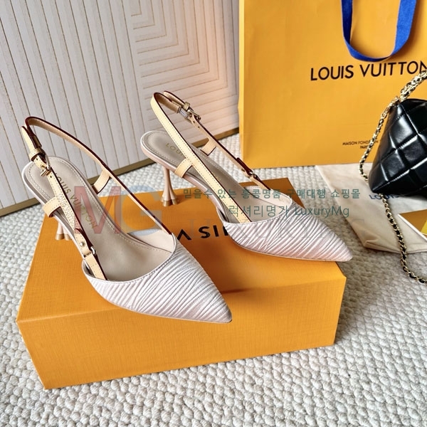 ̺    LV533305-2