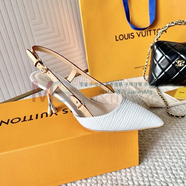 ̺    LV533305-1