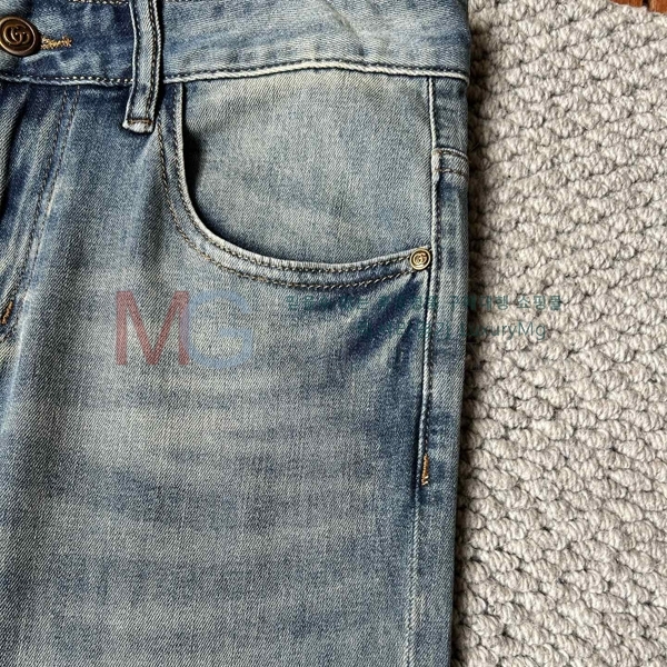   û 863239-1