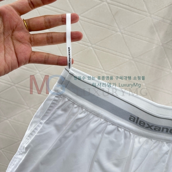  ˷   AX466374-1