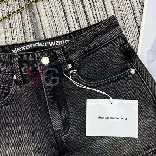  ˷   AX466376