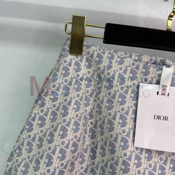   ĿƮ DO68372-1
