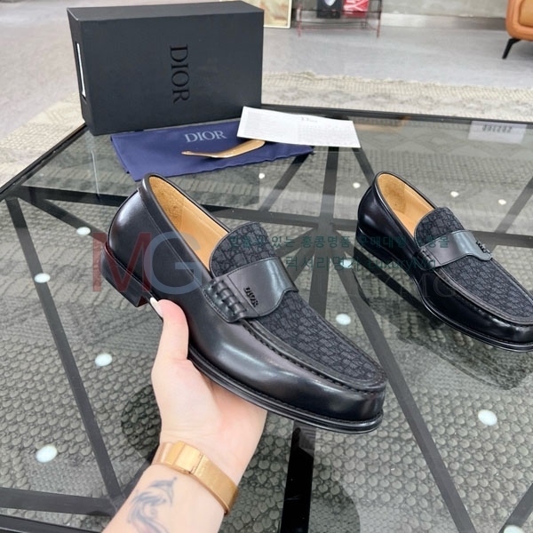    DR990622
