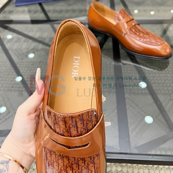    DR99883