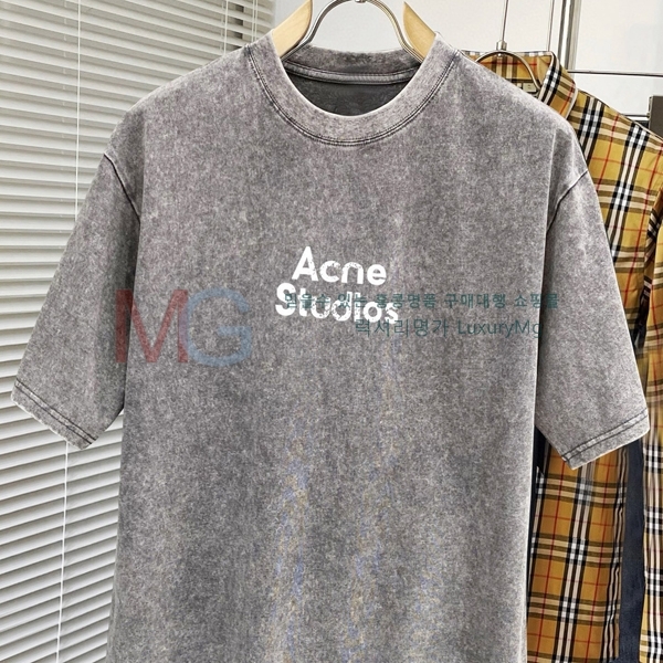  ũ Ʃ  AC597436-1