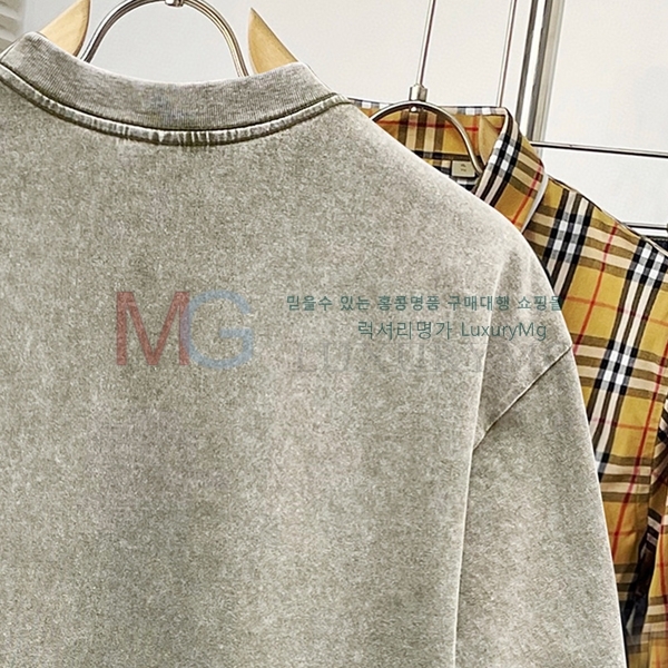  ũ Ʃ  AC597436-2