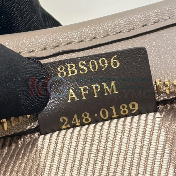   ̴ 8655E-2