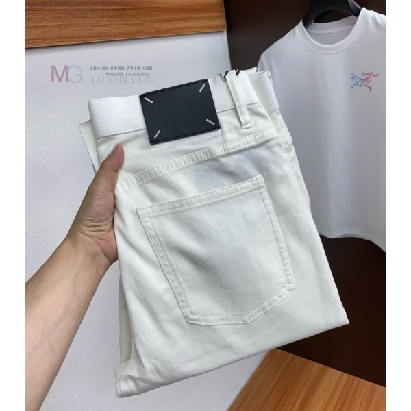   û M708347