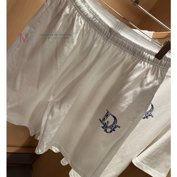   Ʈ DO883480-1