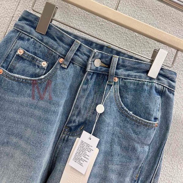   û MM418703