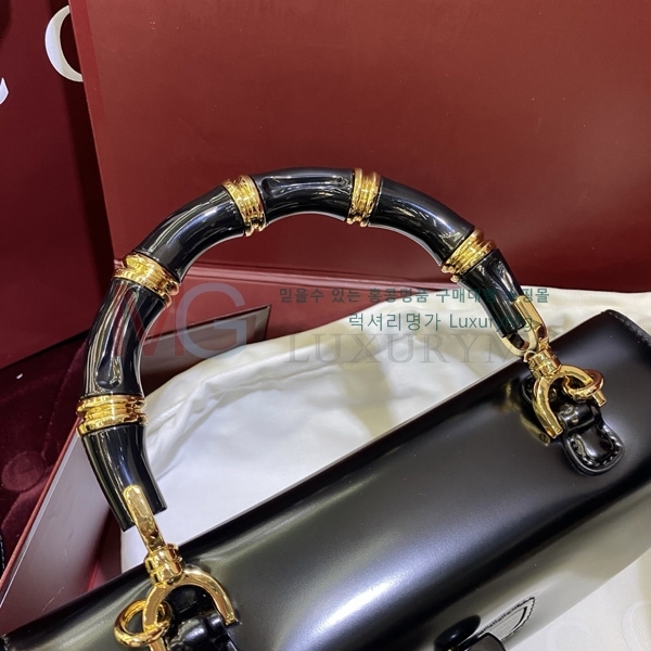   Diva ̵  827750-501
