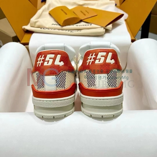  ̺ Ŀ LV6676022-13